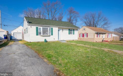 39 Paul Rd, New Castle, DE 19720-1727