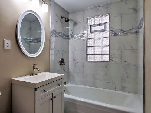 2137 62, Milwaukee WI 53213-2053 exterior