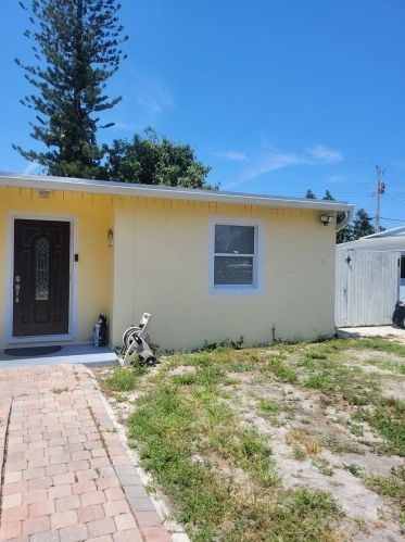 801 Beech Rd, West Palm Beach, FL 33409-6113