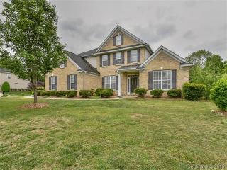 4022 Toddington Ln, Charlotte, NC 28270-1161