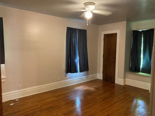 694 Chestnut St, Meadville PA  16335-2304 exterior