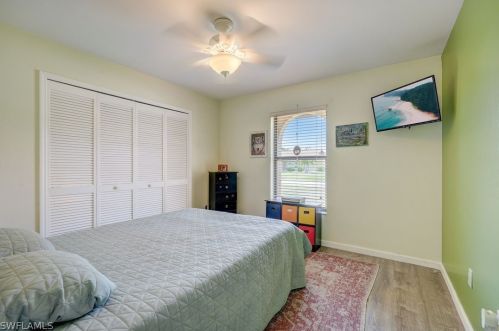 230 43rd Ter, Cape Coral FL  33904-8425 exterior