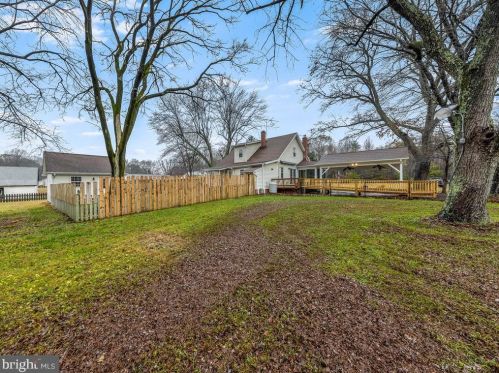 9204 Dahlgren Rd, Owens VA  22485-3508 exterior