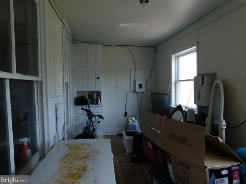 406 1 Ave, Parkesburg PA  19365-1238 exterior