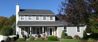 22 Michelle Dr, Shoreham, NY 11786-2010