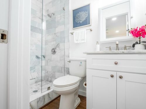 3201 Maritana Dr, Saint Petersburg FL  33706-4036 exterior