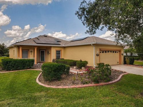 194 Largo Dr, Kissimmee, FL 34759-5238
