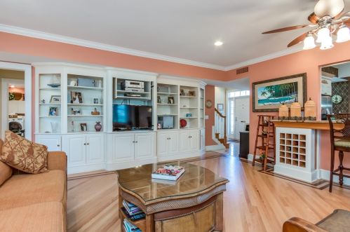 1050 Lake Hollingsworth Dr, Lakeland FL  33803-2267 exterior