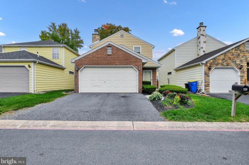 2228 Concord Cir, Harrisburg, PA 17110-9202
