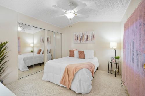 2128 Hacienda Ln, Modesto CA  95350-0207 exterior