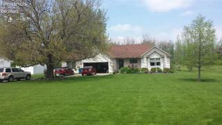 5609 Mccartney Rd, Sandusky, OH 44870-1537