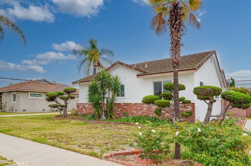 11842 Dorada Ave, Garden Grove CA  92840-5501 exterior