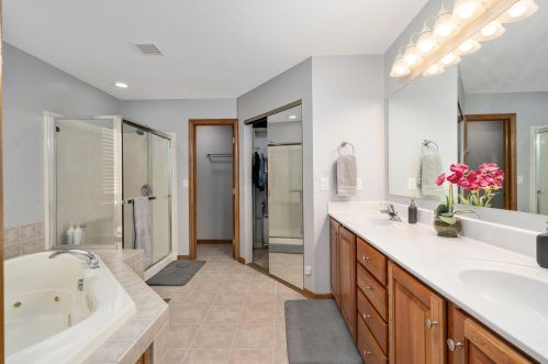 7440 Old Riv Dr, Blacklick OH  43004-7126 exterior