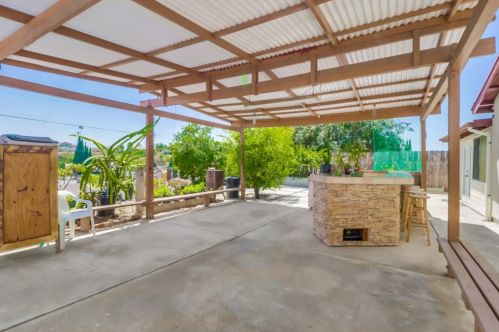 933 Dimarino St, San Diego CA 92114-3024 exterior