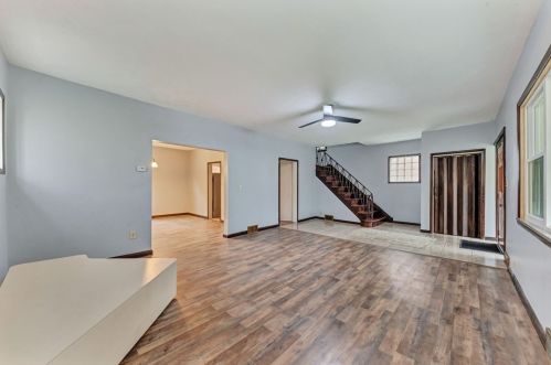 328 Moody Ave, New Castle PA  16105-2487 exterior