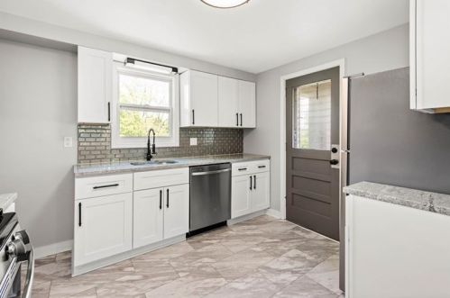 4326 Homestead Duquesne Rd, Whitaker PA  15120-3543 exterior