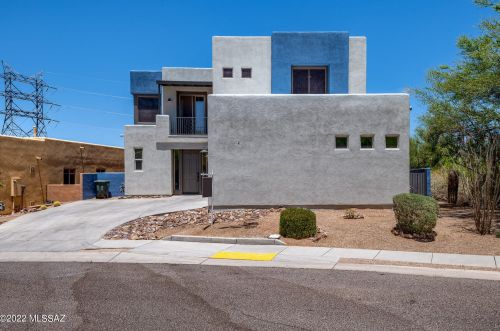 10359 Jarod James Pl, Tucson, AZ 85747-2808