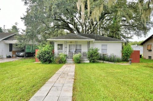 142 Bates Ave, Winter Haven, FL 33880-3264