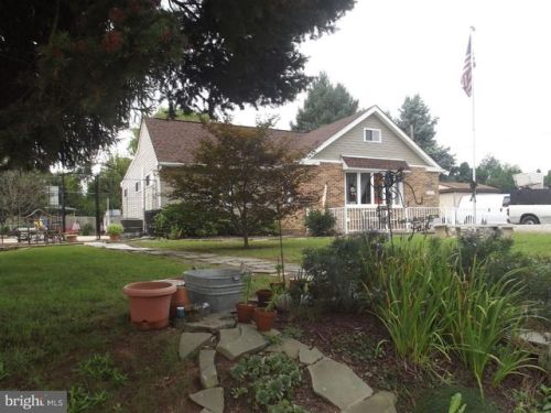 3002 Byberry Rd, Philadelphia PA  19154-1842 exterior