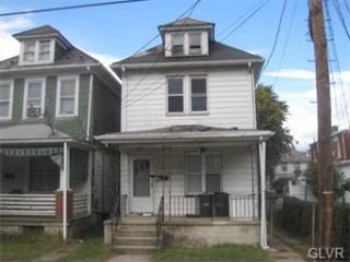 243 Irwin St, Delaware Park, NJ 08865-2441