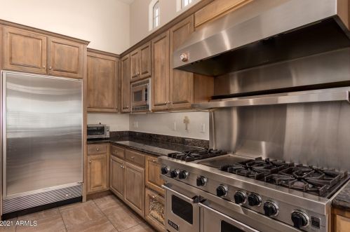 9183 Mtn Spg Rd, Scottsdale AZ 85255-6623 exterior