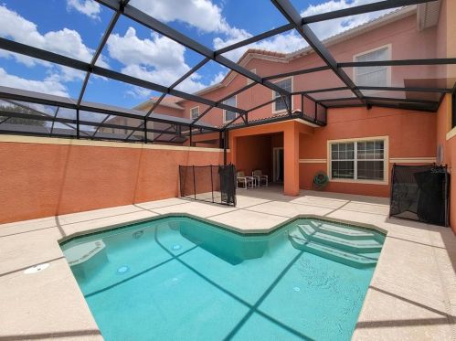 8959 California Palm Rd, Kissimmee, FL 34747-1575