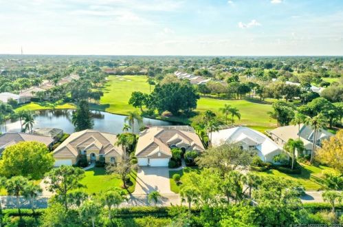 1728 Cimarron Ct, Palm City, FL 34990-5739