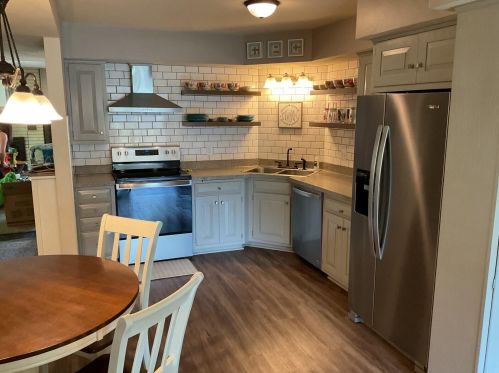 3278 58, Milwaukee WI 53218-4247 exterior