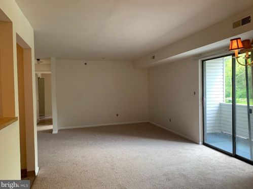 1131 Governor House Cir, Wilmington, DE 19809-2415