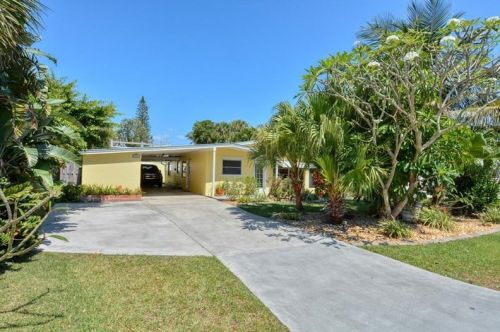 1814 Eucalyptus Ave, Fort Pierce, FL 34949-3409