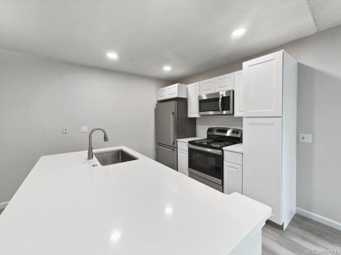 3857 Fraser St, Denver CO 80014-3829 exterior