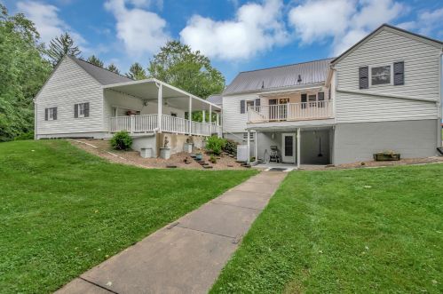 1640 Dietz Ln, Zanesville, OH 43701-7902