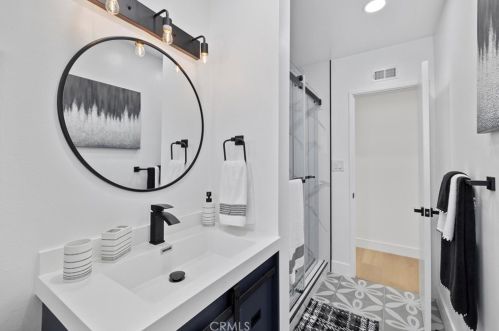 17833 Balfern Ave, Bellflower CA  90706-7154 exterior