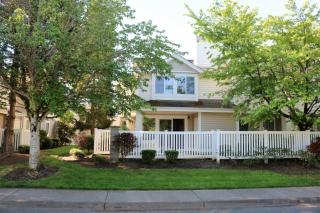 5422 233rd St, Kent, WA 98032-2815