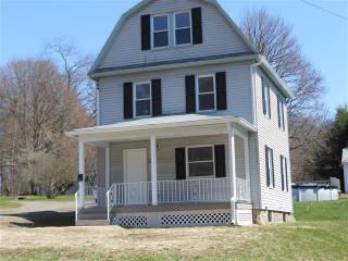 79 Center St, Wilkes Barre, PA 18708-1509