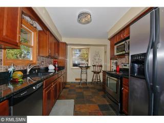 4516 Brunswick Ave, Minneapolis, MN 55422-1015