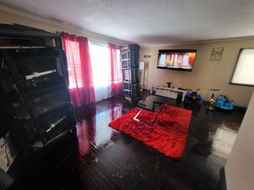 4300 91, Milwaukee WI 53222-1612 exterior