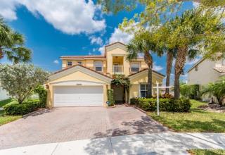 15695 52nd Ct, Hollywood, FL 33027-4982