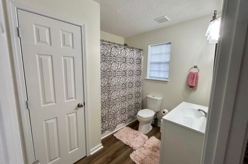 91 Oakridge Way, Defuniak Springs FL  32433-8168 exterior