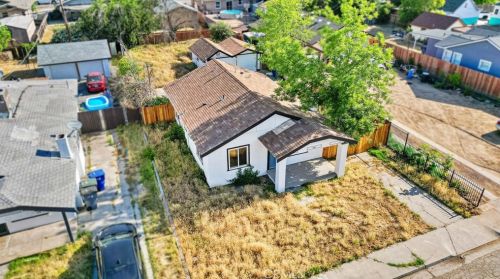 536 University Ave, Fresno CA  93705-5024 exterior