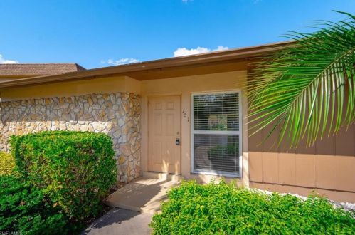 701 Palm View Dr, Naples FL  34110-1207 exterior
