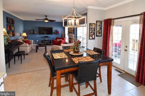 14276 Town Commons Way, Gainesville VA  20155-1497 exterior