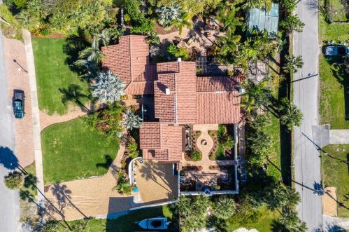 420 Ocean Dunes Rd, Daytona Beach FL  32118-4914 exterior