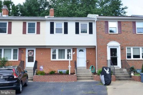 47 Sydnor St, Hamilton, VA