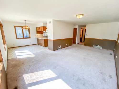 261 Dickinson St, Randolph, WI 53956-1211
