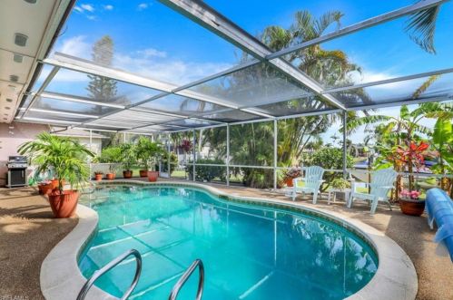 4933 11th Ct, Cape Coral, FL 33914-7037