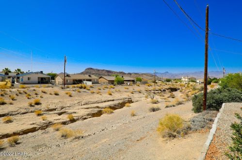 3094 Shoshone Dr, Lake Havasu City AZ  86406-8674 exterior