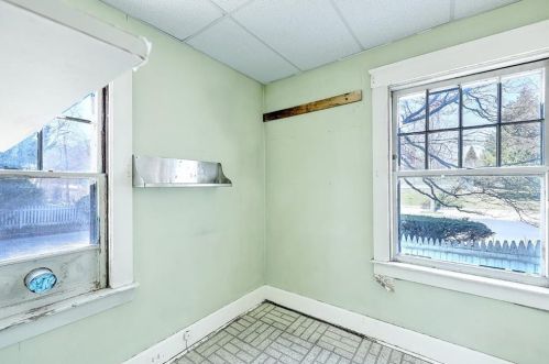 310 Elmgrove Ave, Providence RI  02906-4252 exterior