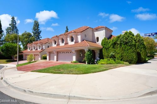 5805 Rainbow Hill Rd, Calabasas CA  91301-4636 exterior