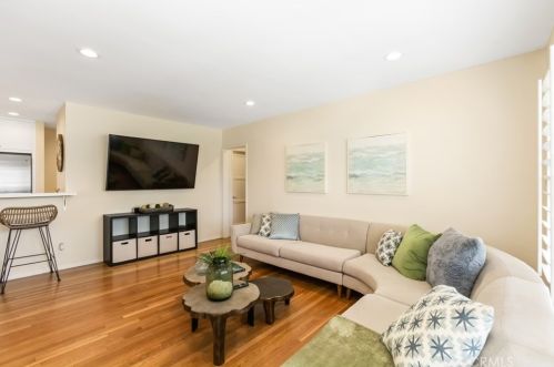 3132 Heather Rd, Long Beach CA  90808-2519 exterior